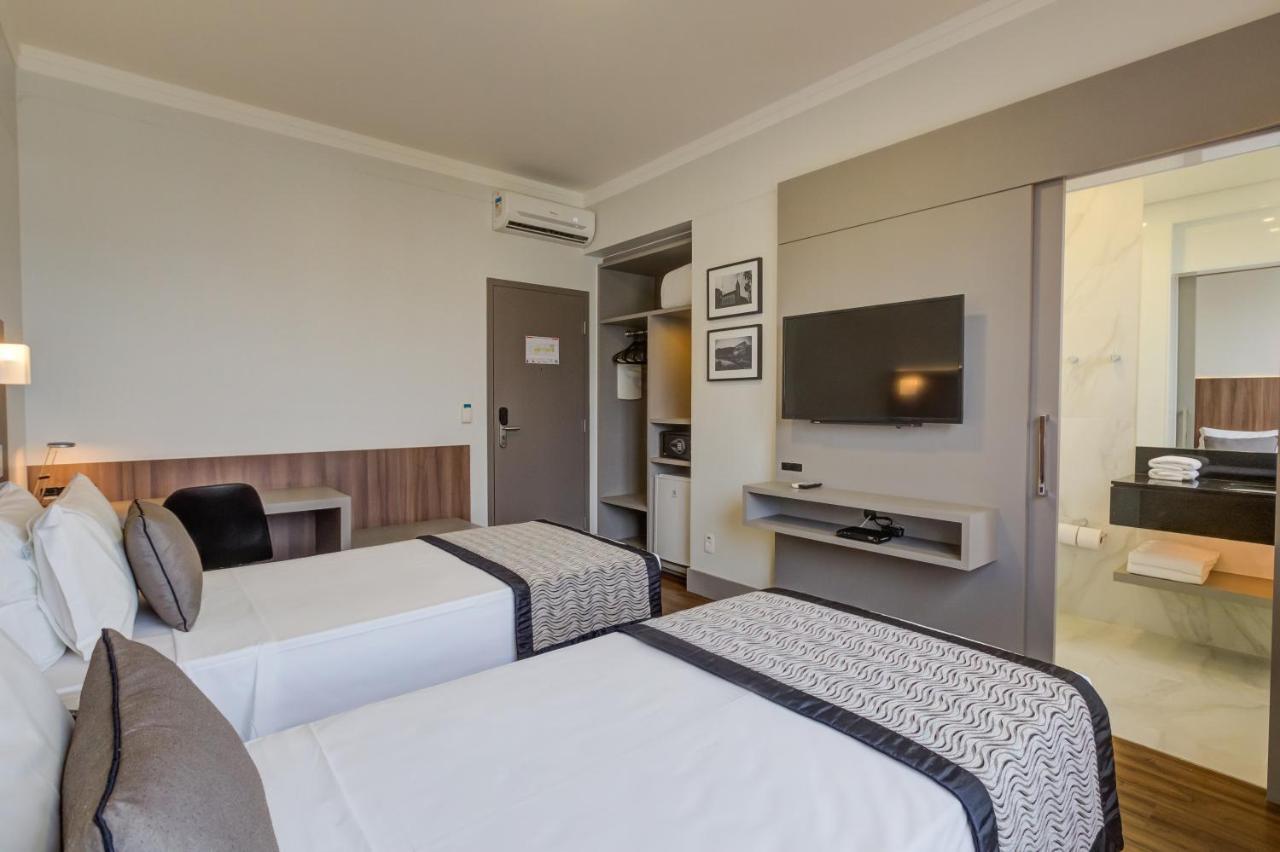 Slaviero Blumenau Hotell Eksteriør bilde