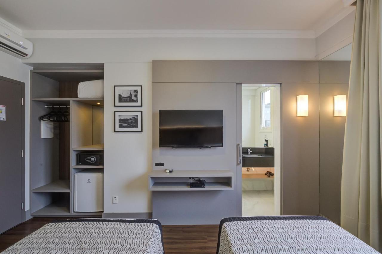 Slaviero Blumenau Hotell Eksteriør bilde